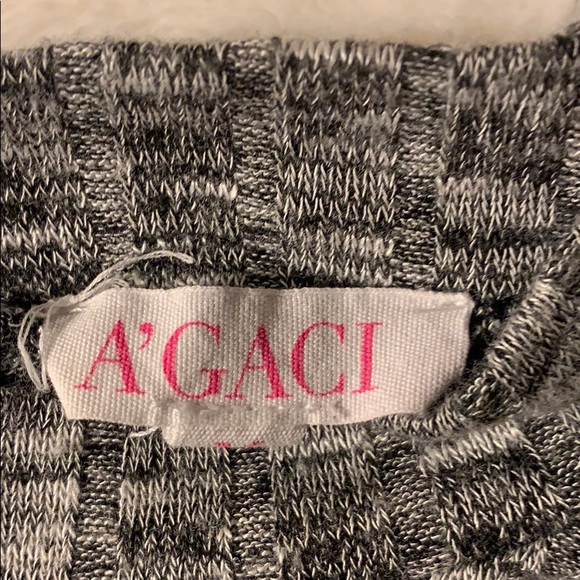 Grey T - Picture 2 of 3